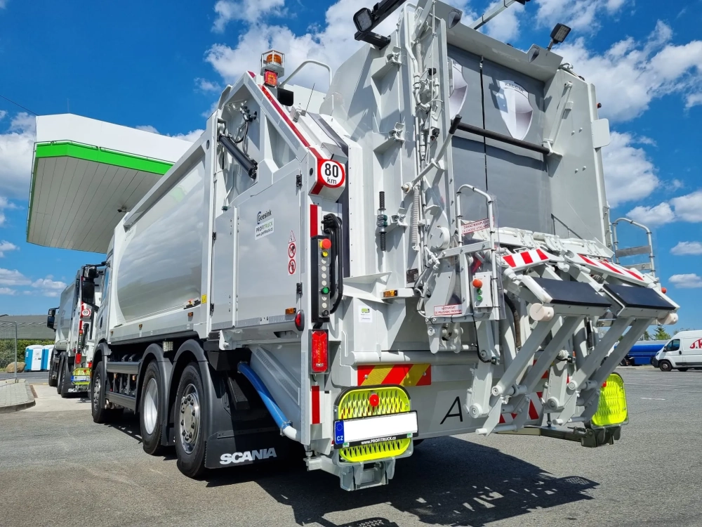 Vyklápěč UVK 2021 DM - E